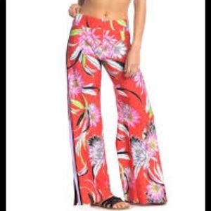 Shangri La Floral Cover-Up Pants (L)
